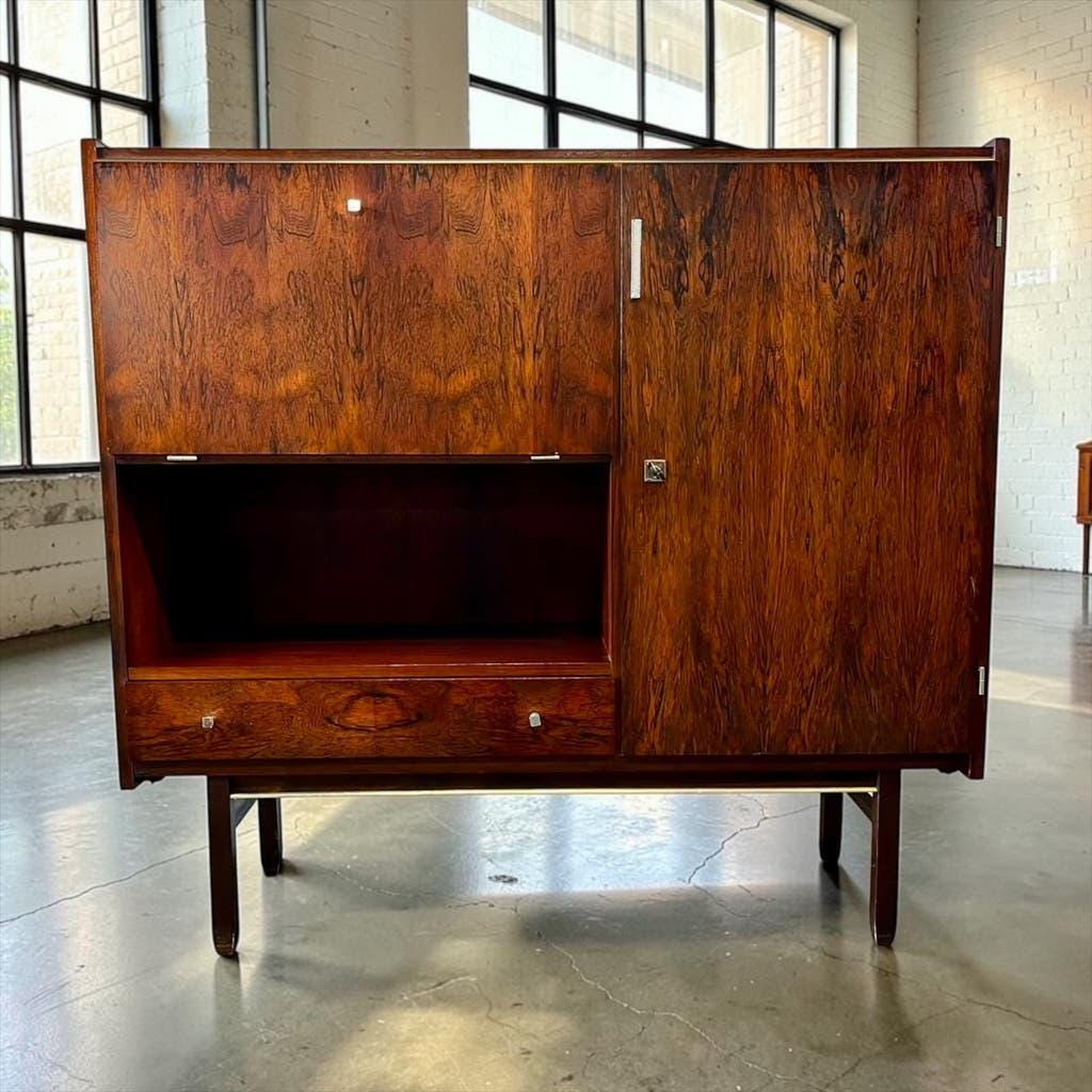 Buffet vintage en palissandre / meuble bar