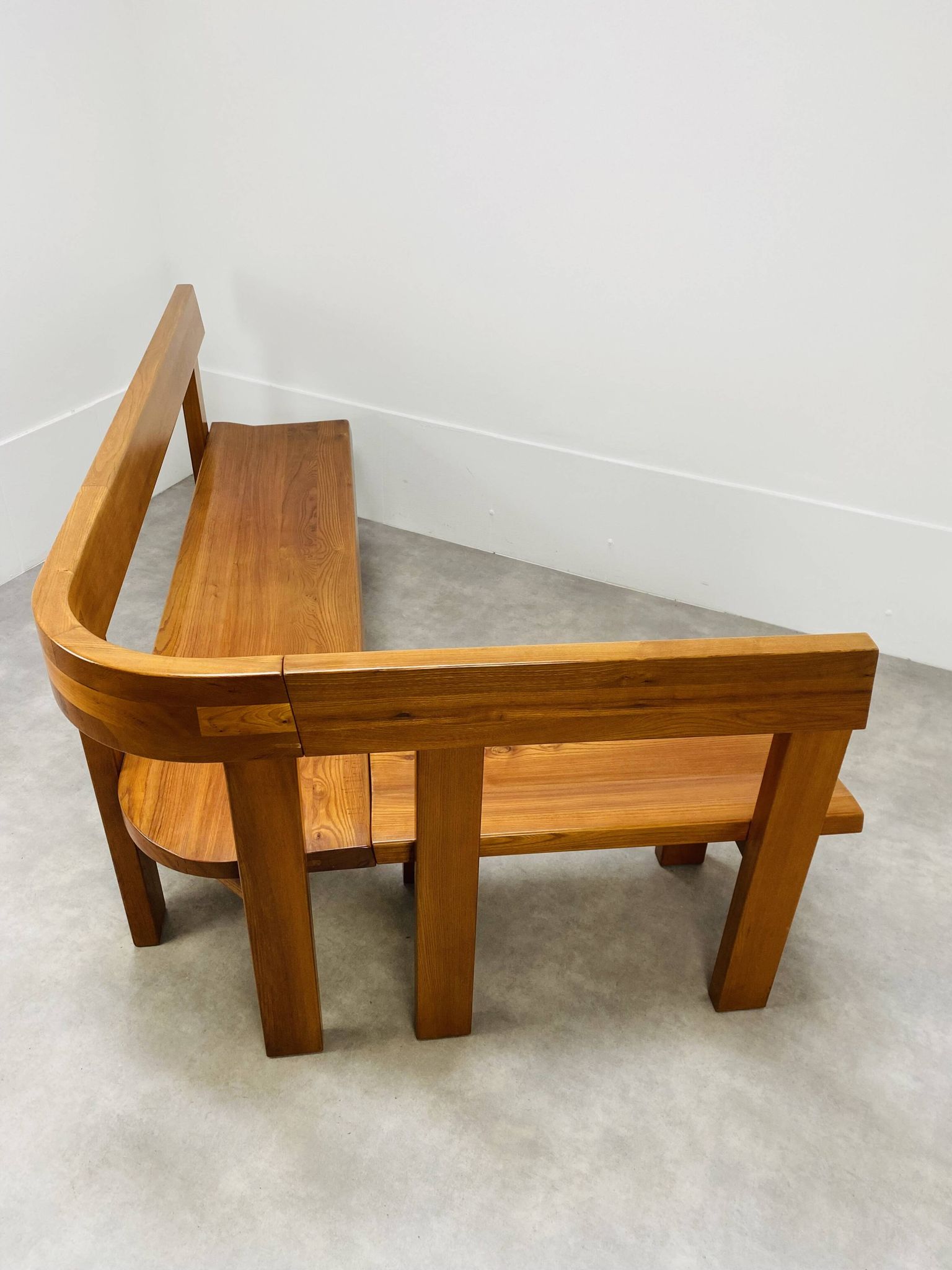 Banc d’angle Pierre Chapo S35 en orme
