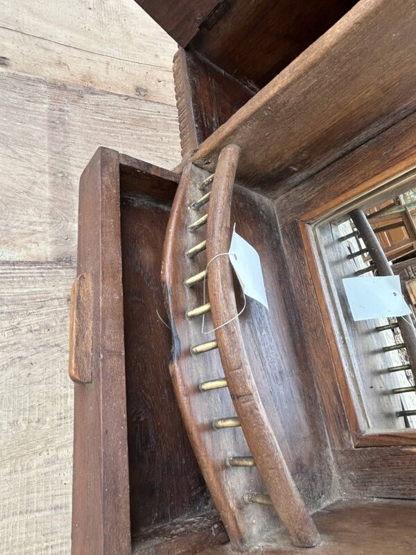Miroir de barbier en teck birman