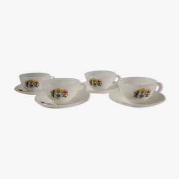 Set 4 cups & sub-cup Arcopal