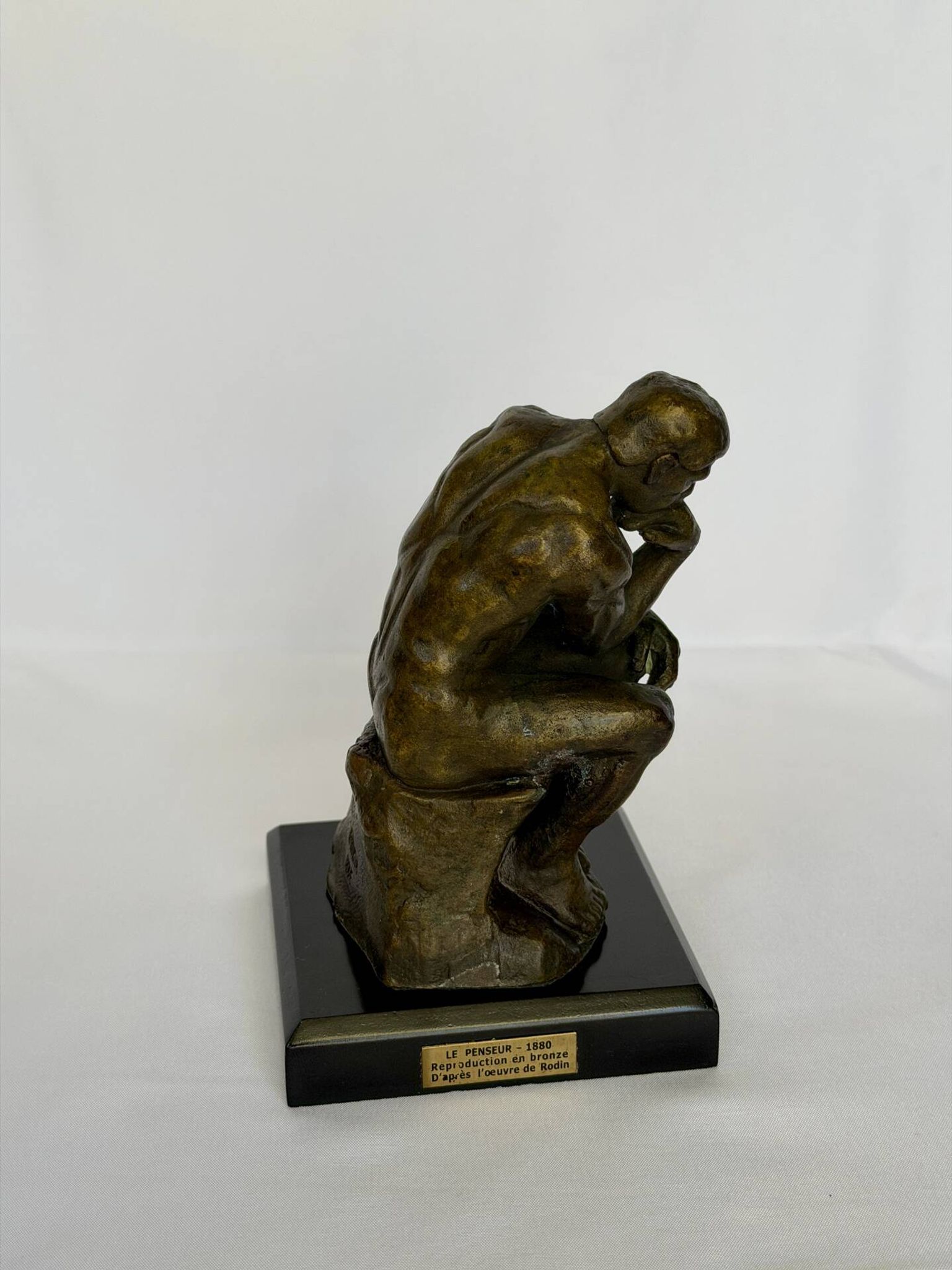 La sculpture en bronze Le Penseur, statue en bronze Rosin