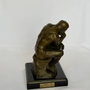 La sculpture en bronze Le Penseur, statue en bronze Rosin