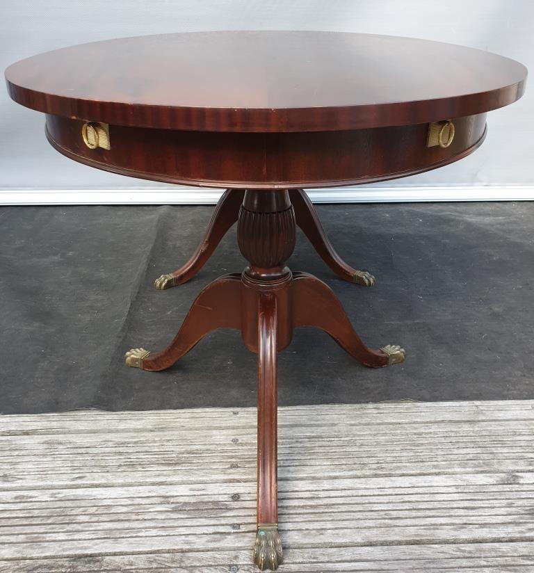 English regency oval table from 6 to 12 guests