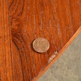 Extendable table and 4 Scandinavian chairs