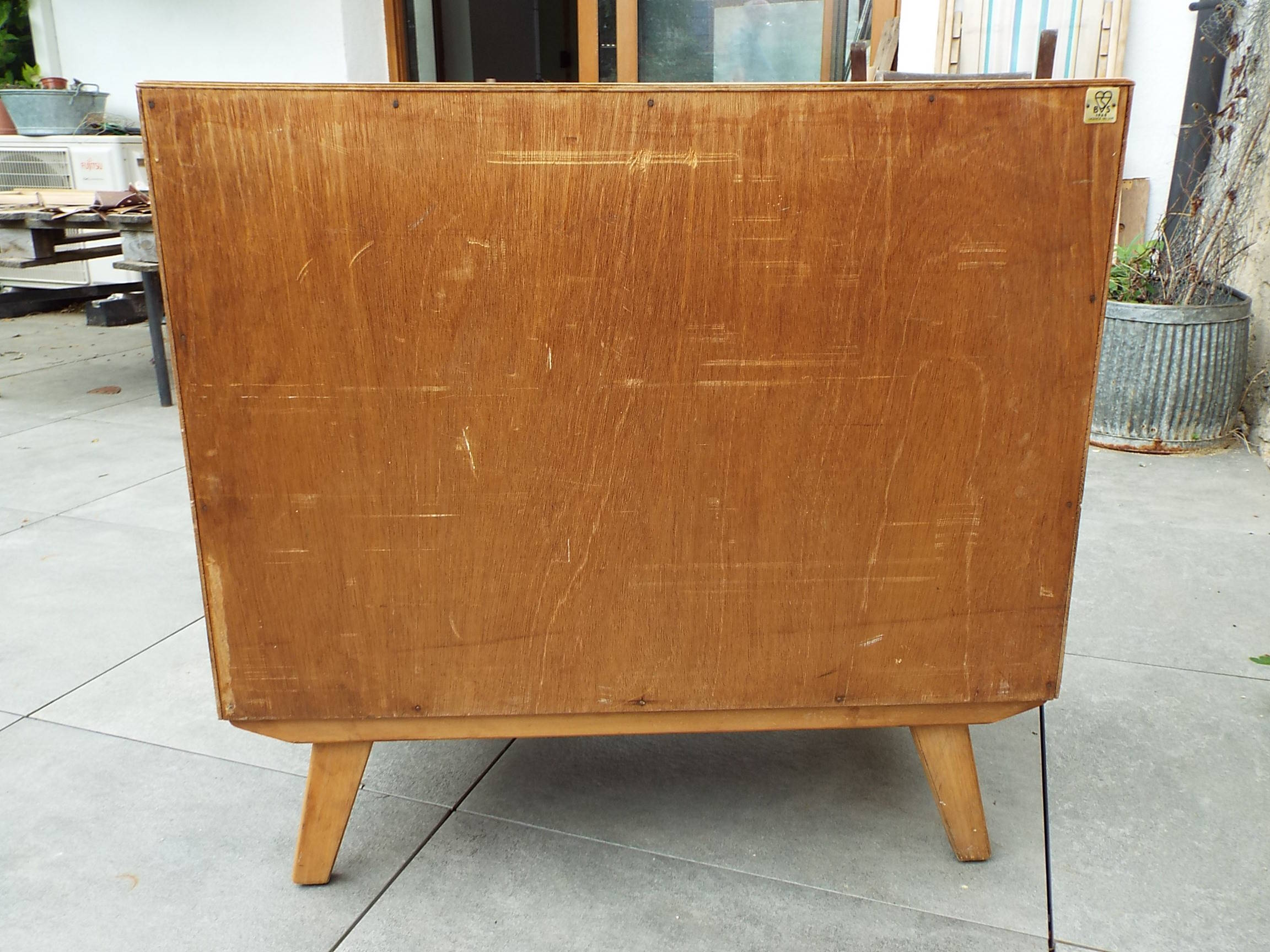 Compass feet dresser