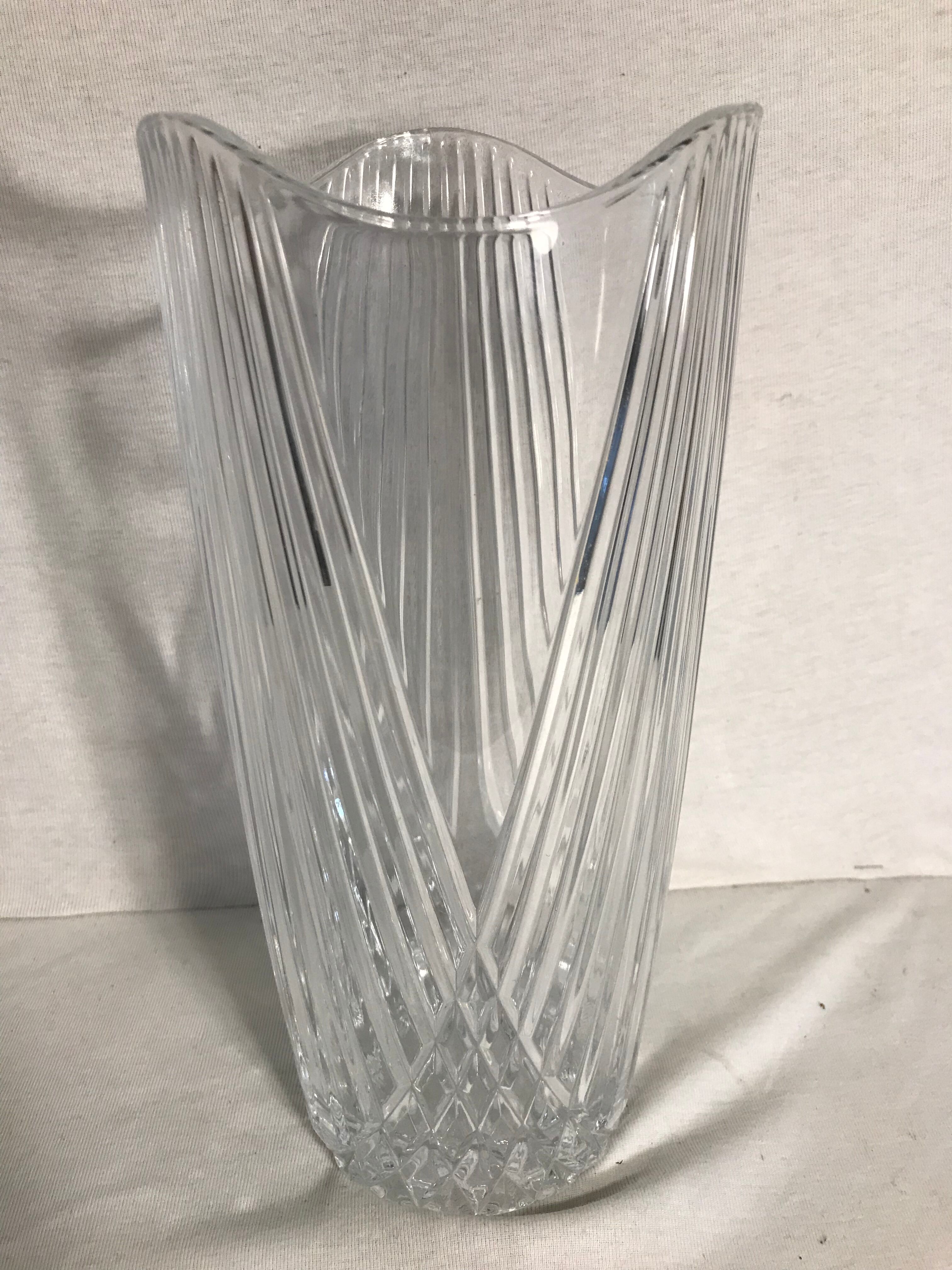 Old vase glass of cristal d'arques made in France decoration vintage