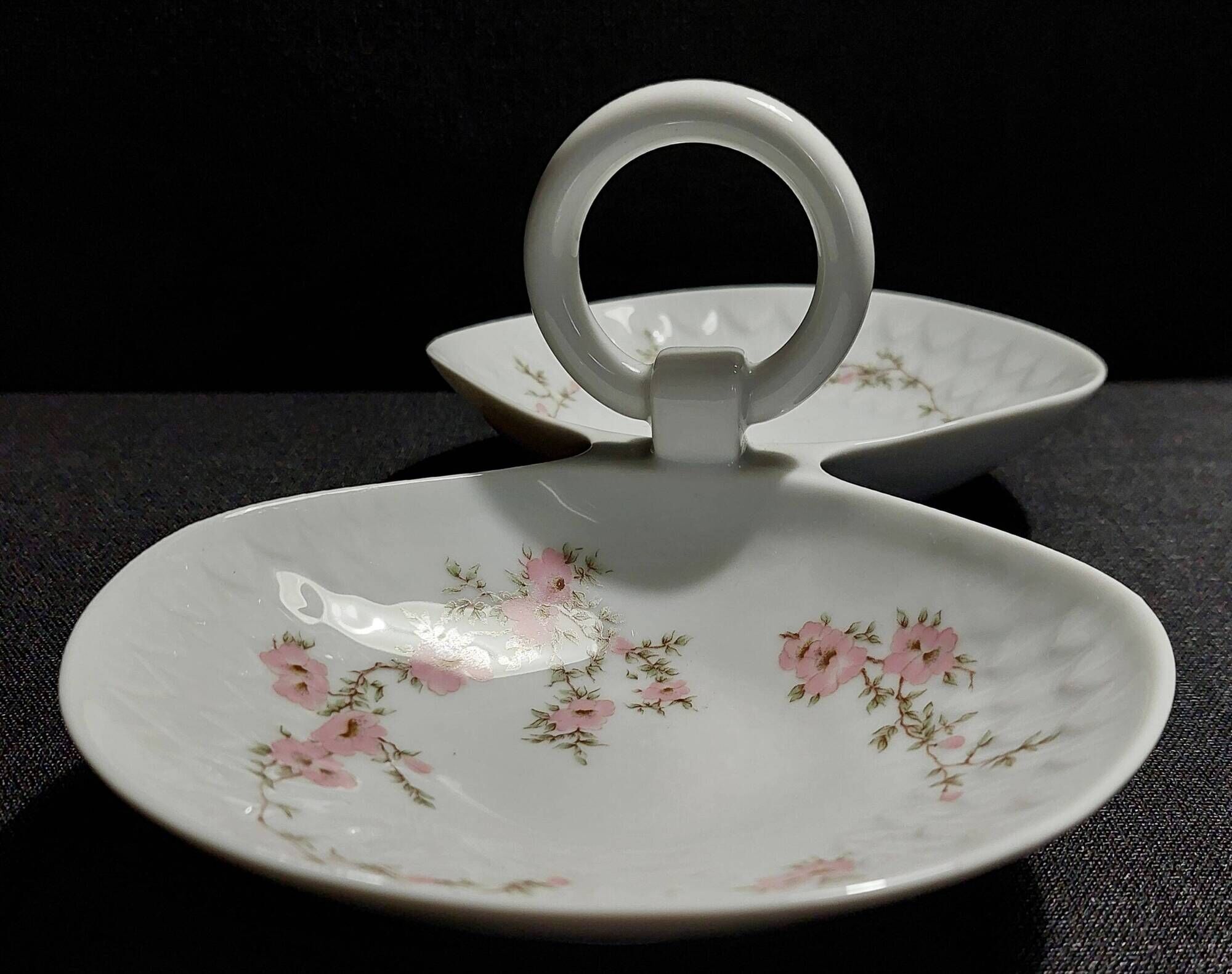 Servant aperitif porcelain dish Bernardaud Limoges decor Amandine