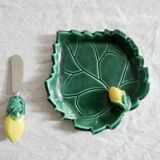 Butter dish with knife in Vallauris slip shape of leaf and lemon