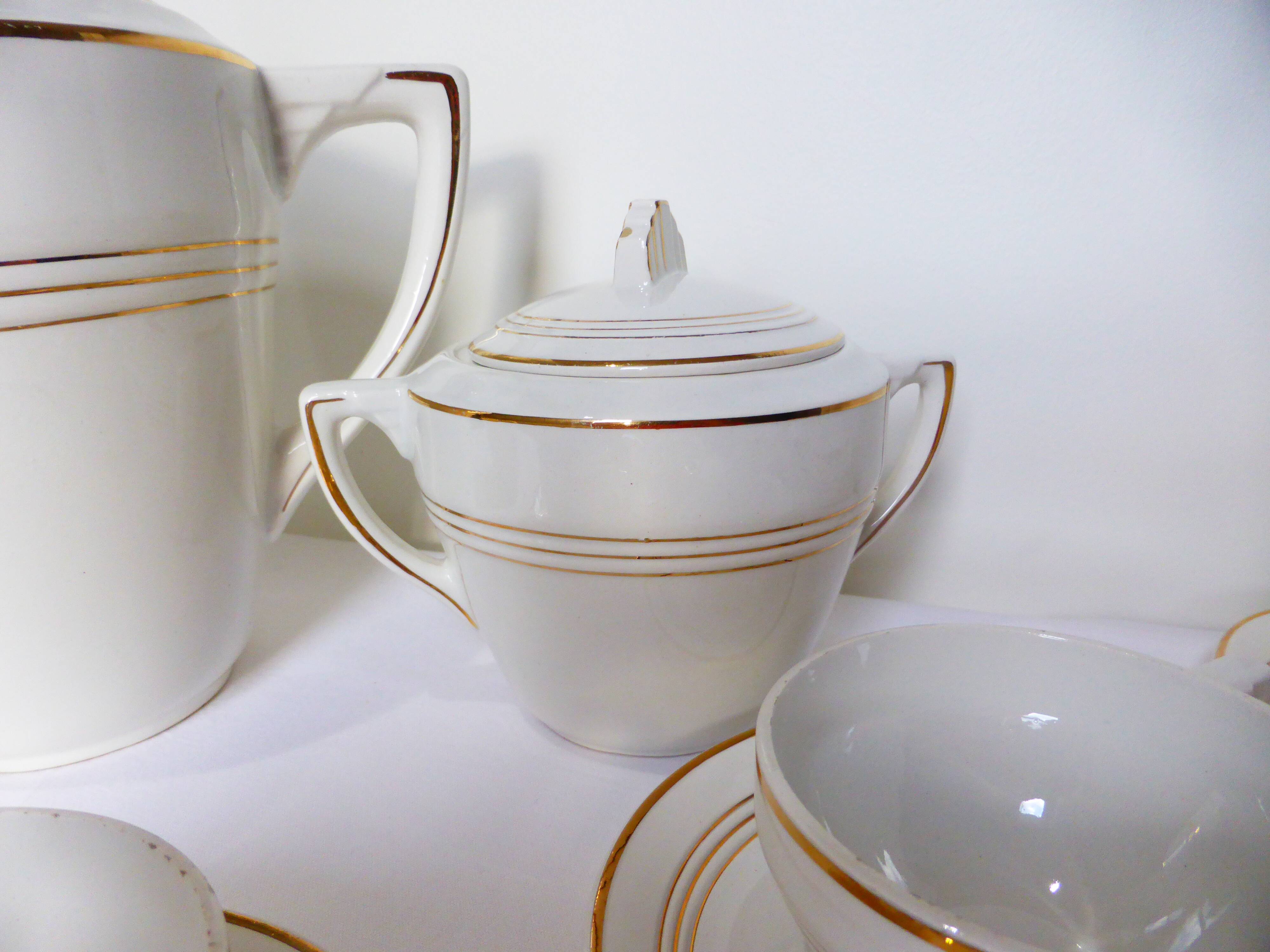 Céranord coffee service with gold trim 220574