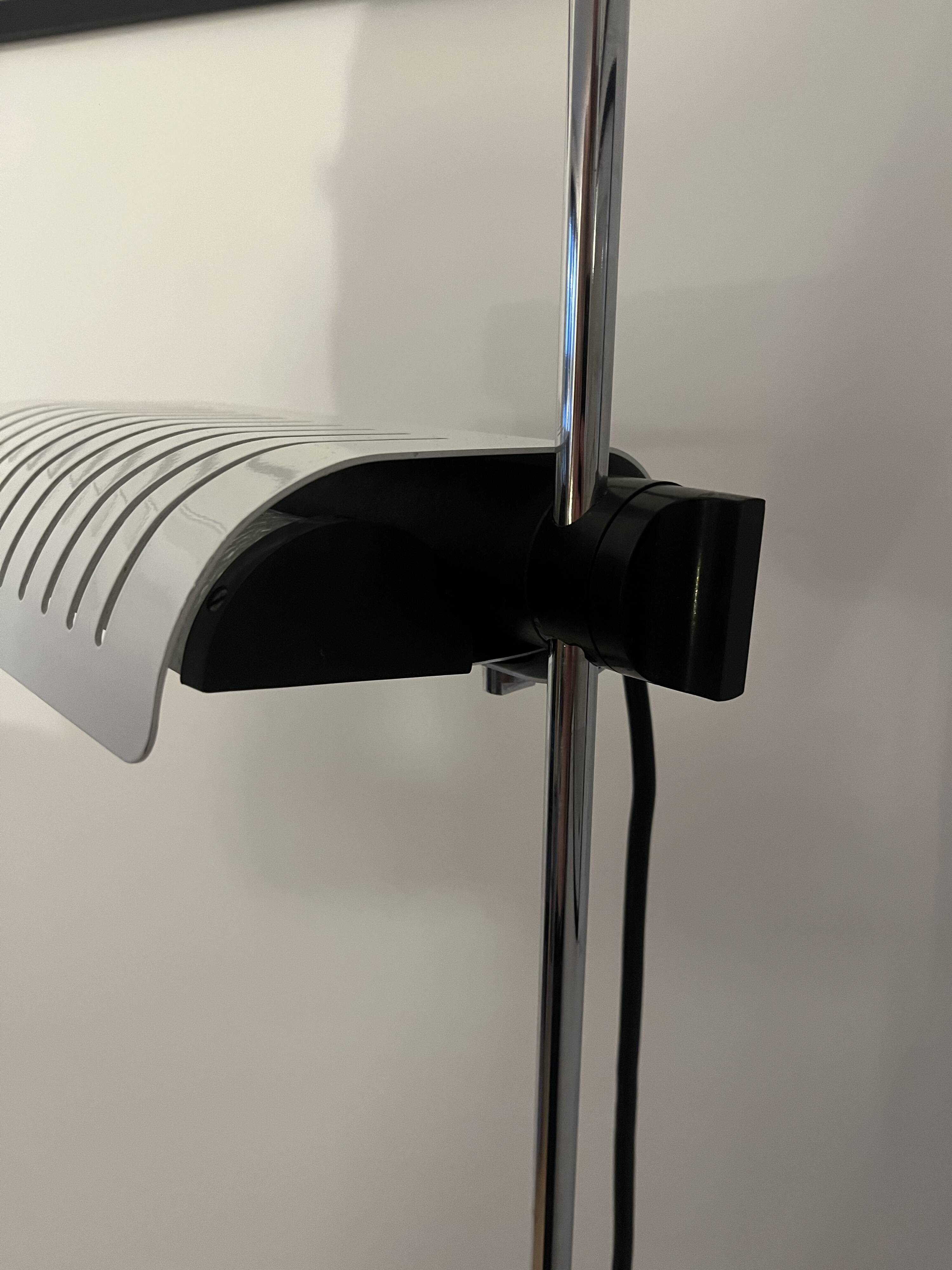 Joe Colombo floor lamp model 626/L for Oluce