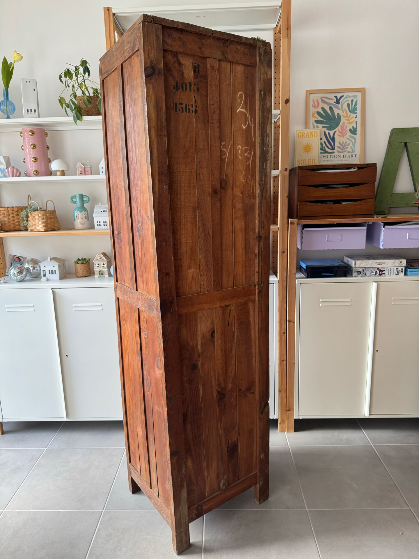 Standing men's wardrobe - Parisian style - vintage