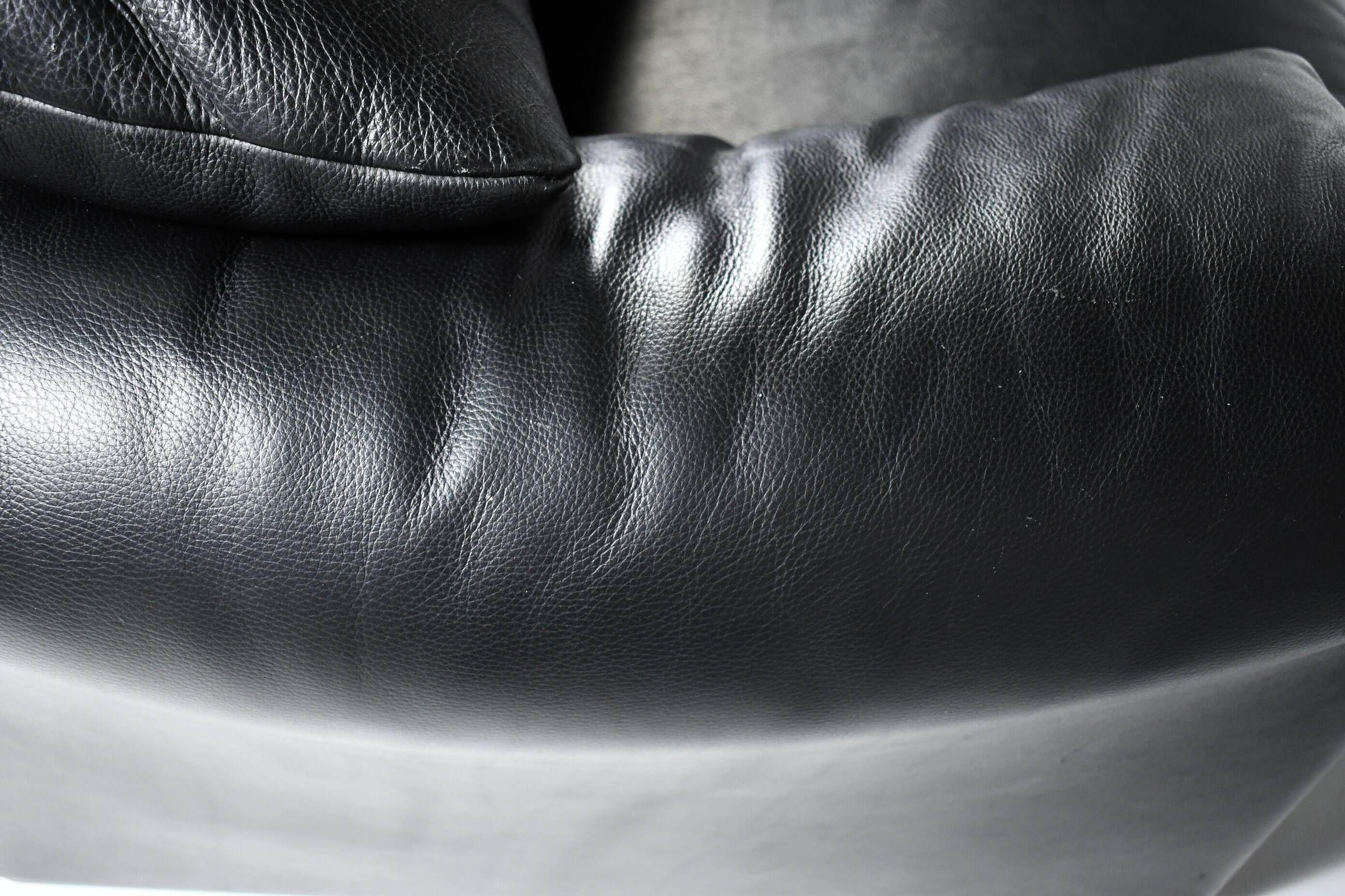 Sofa by Vico Magistretti "Maralunga" for Cassina 1973