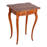 Petite table en cerisier de classicisme, République tchèque, années 1780.