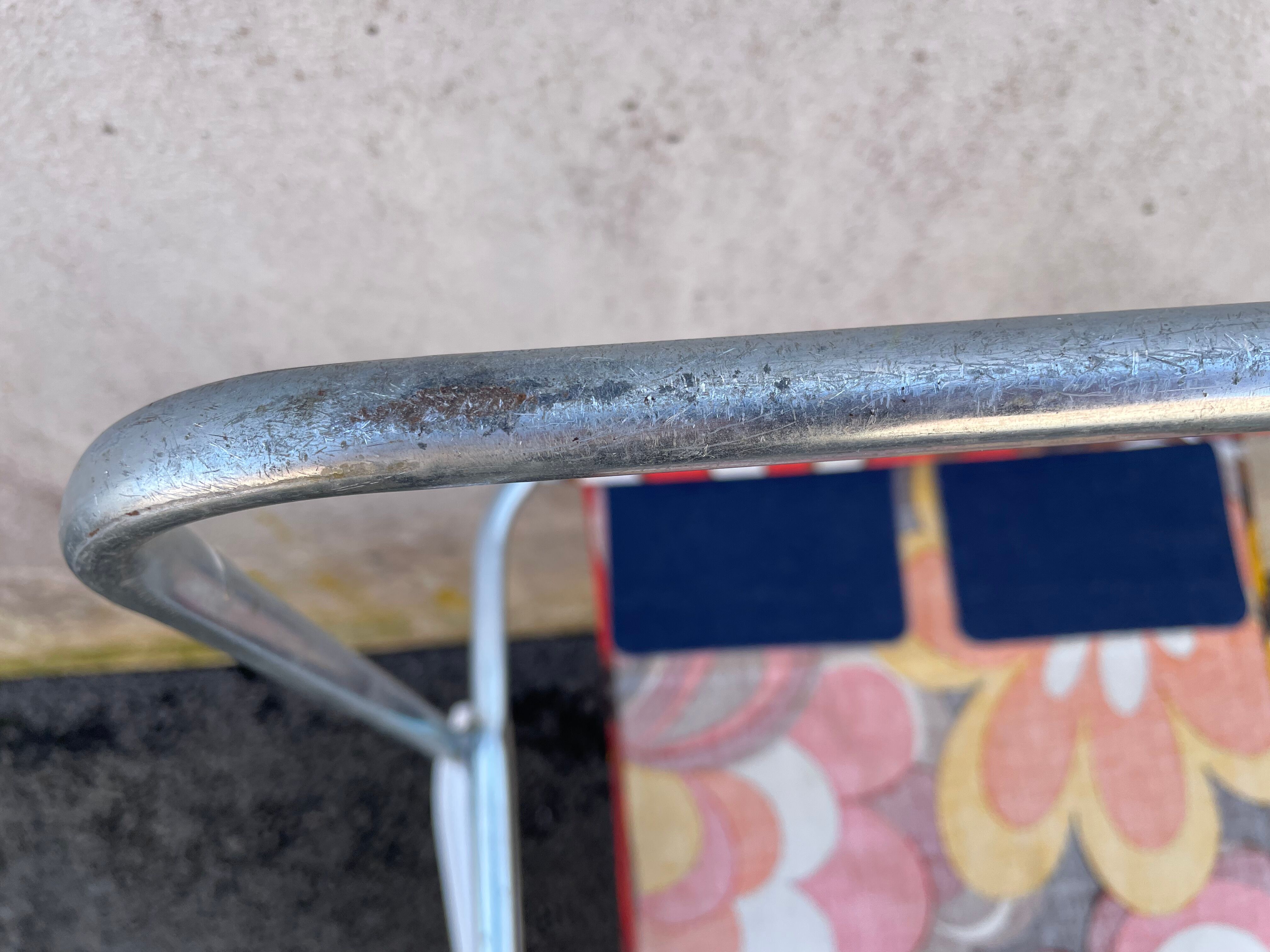 Foldable camping chair