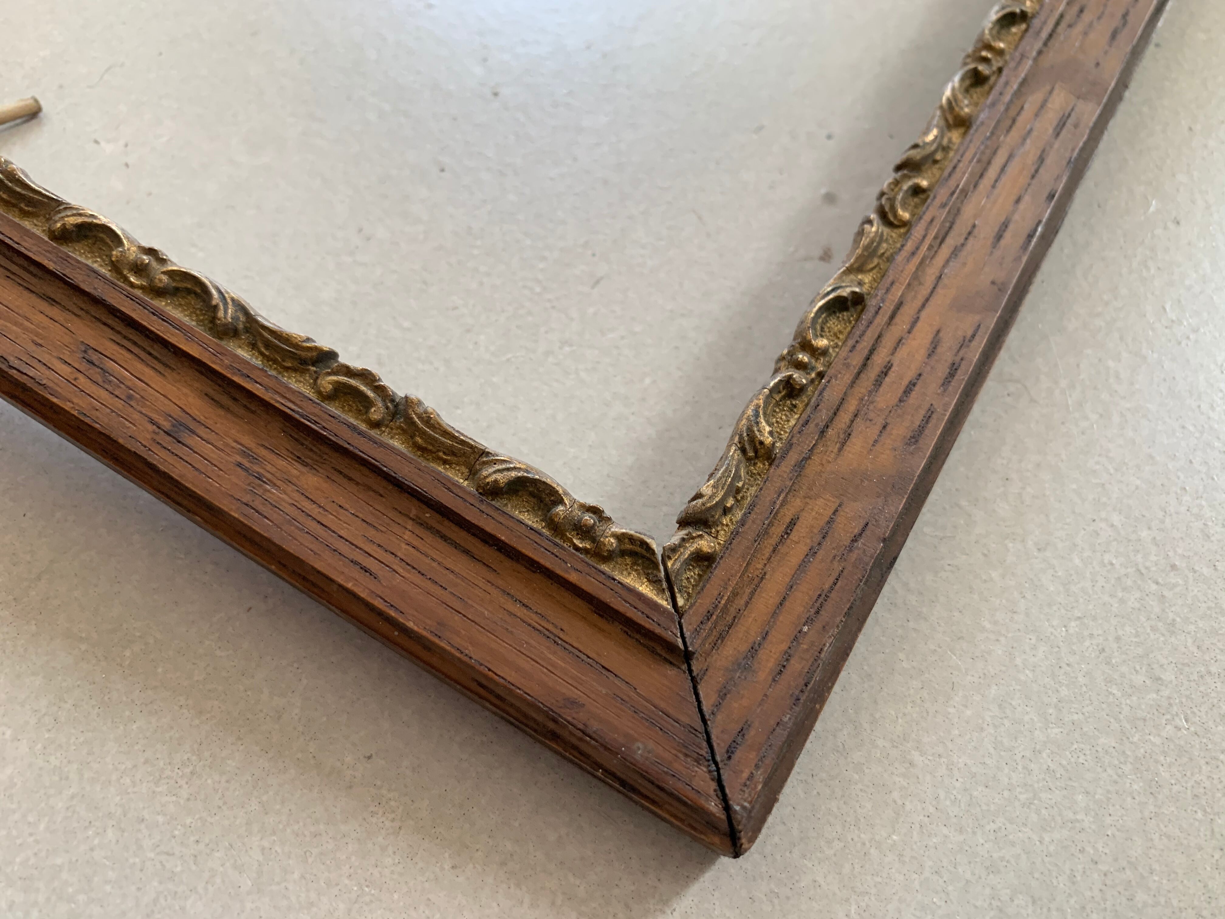 Old wooden frame 43x34cm