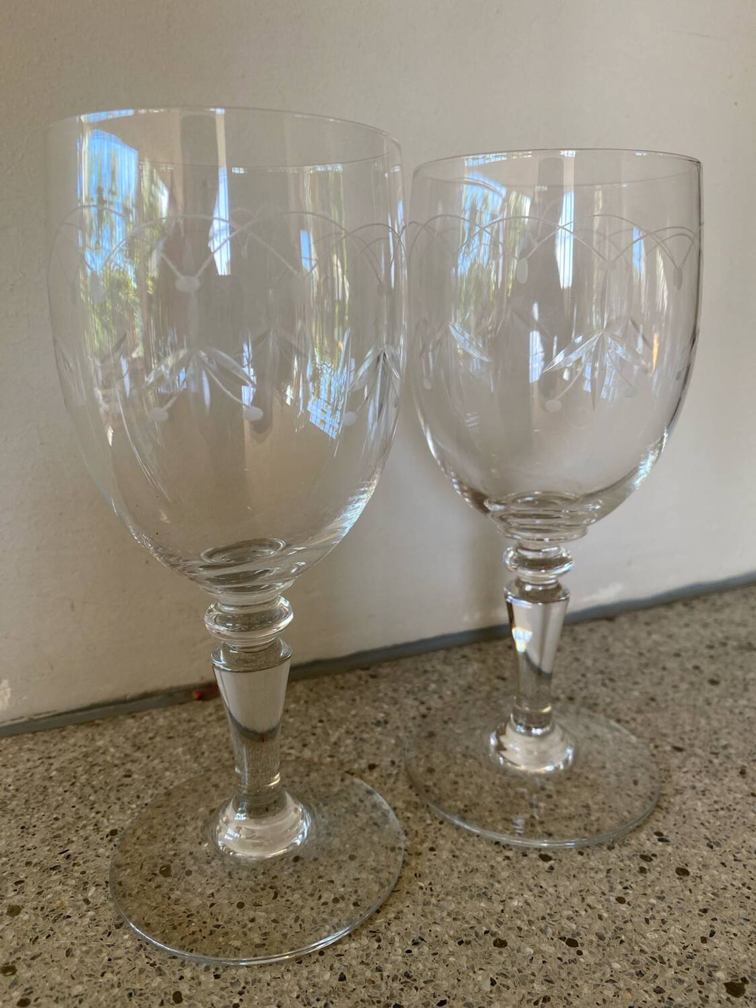 2 crystal wine glasses