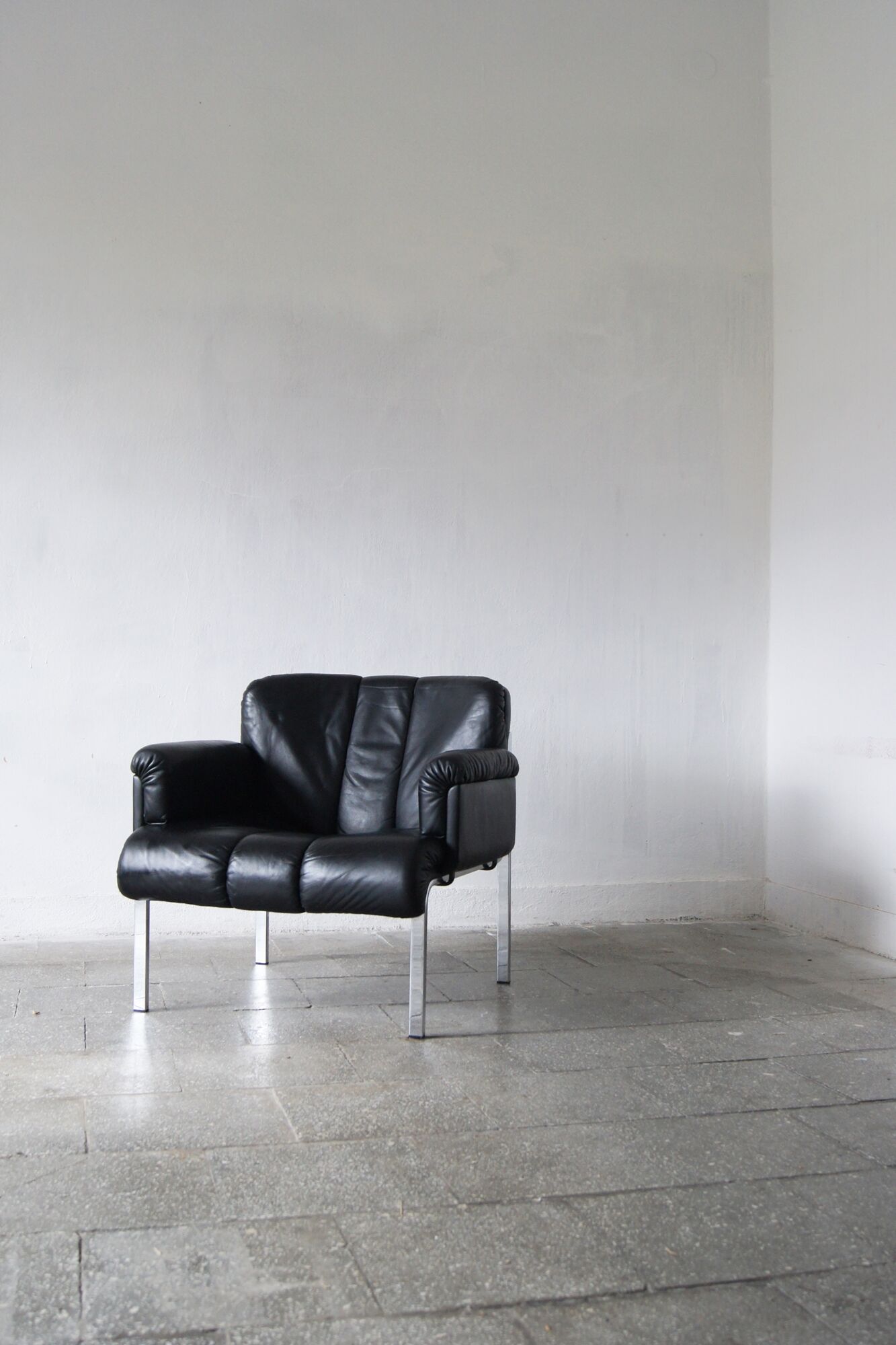 Girsberger Euro Chair in Black Leather by Hans Eichenberger