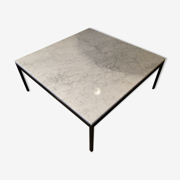 Table basse de Florence Knoll en marbre