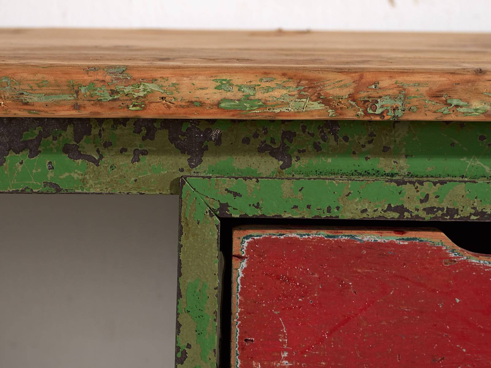 Bureau industriel vert (c.1960) #52