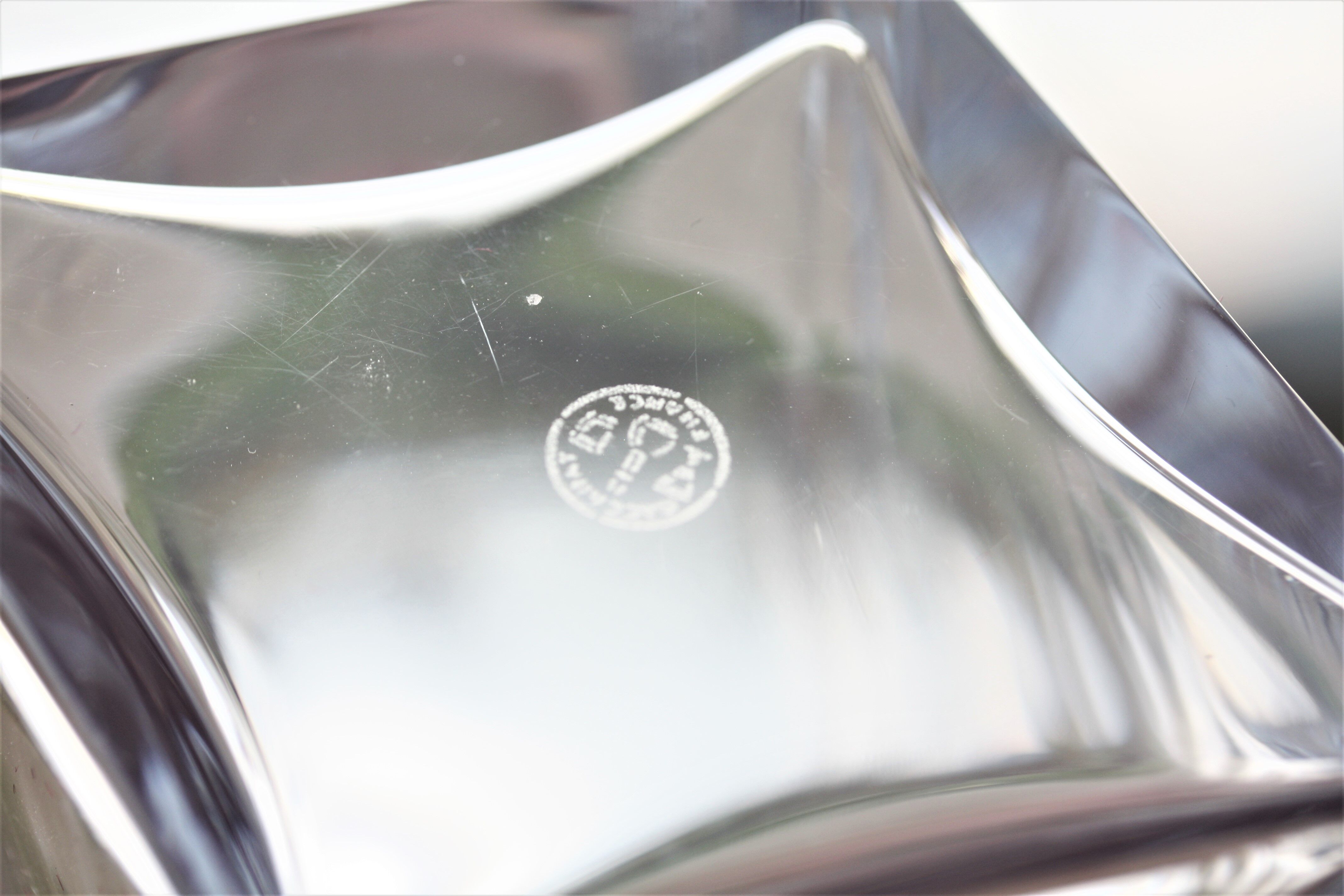 Baccarat whisky decanter model Vologne