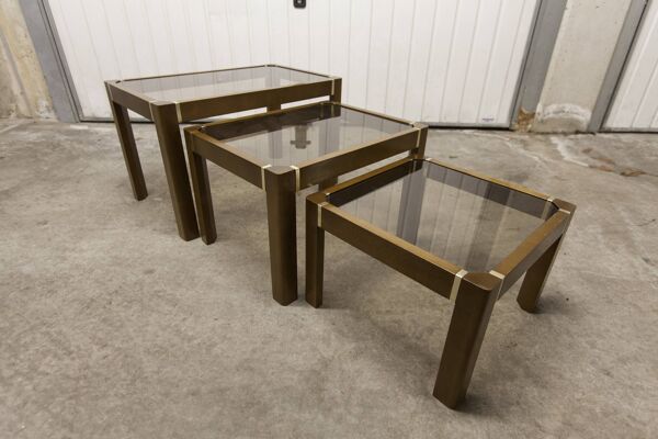 Lot de 3 tables gigogne orme et verre fumé 1970