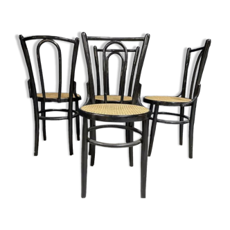 Series of 4 bentwood chairs