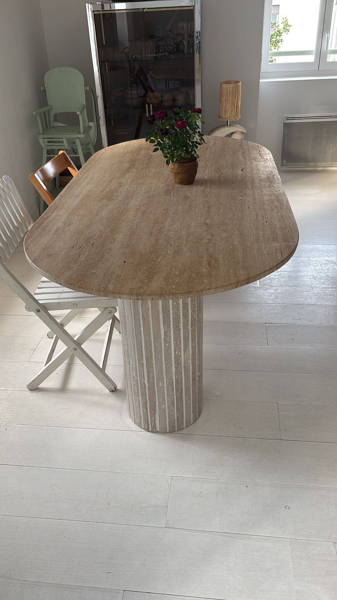 Dining table - Natural Travertine