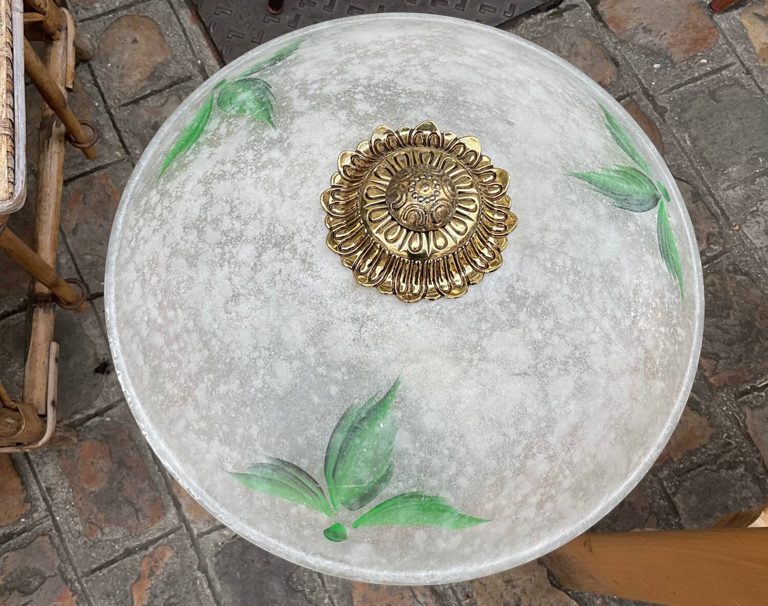 Vintage bronze opaline lamp, very good condition