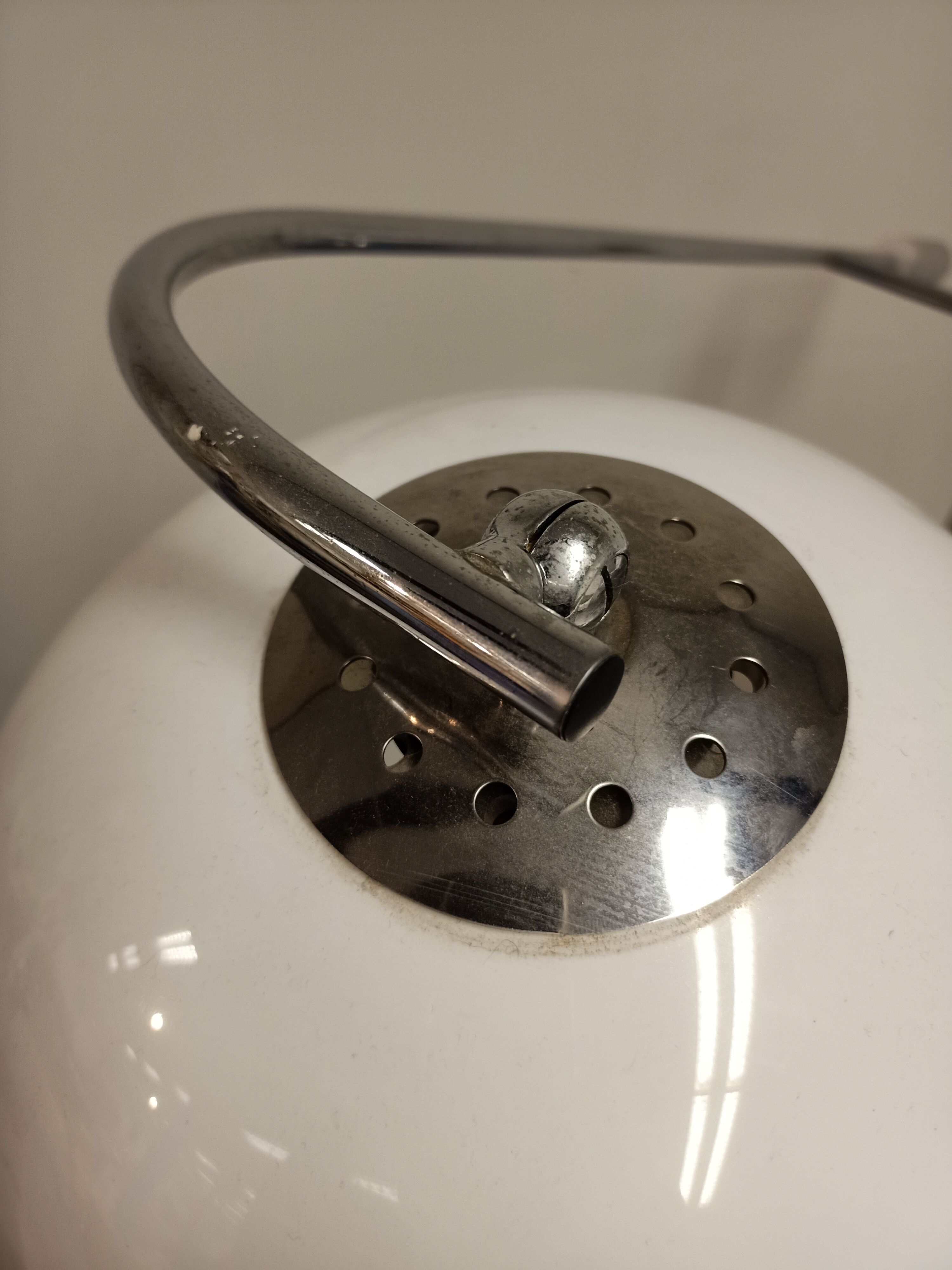 Lampadaire seventies en aluminium et chrome