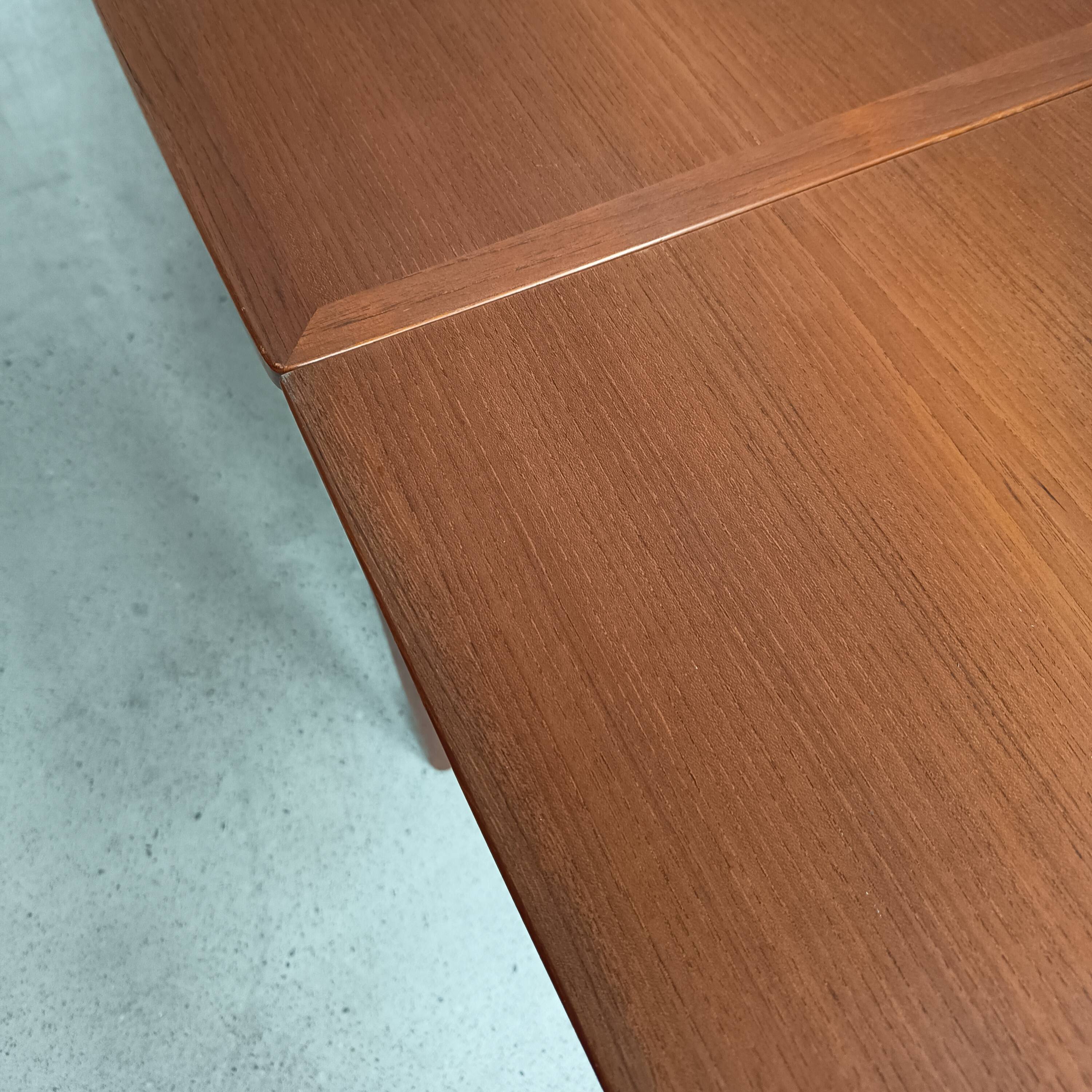 Hundevad teak Danish table, 1960