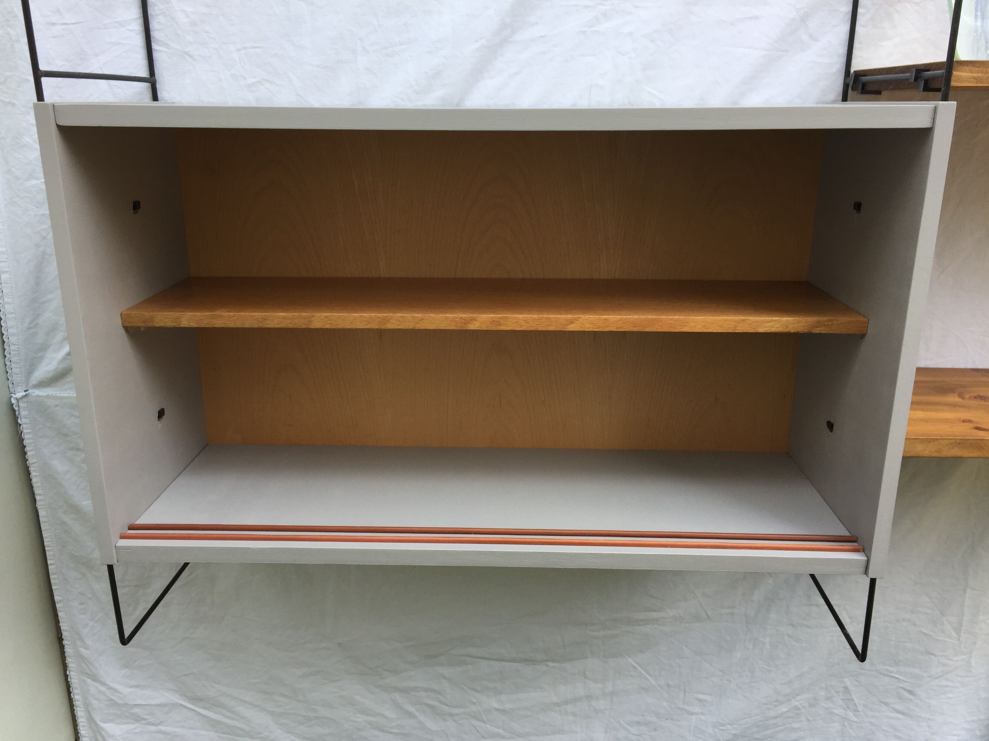 Shelf/wall cabinet