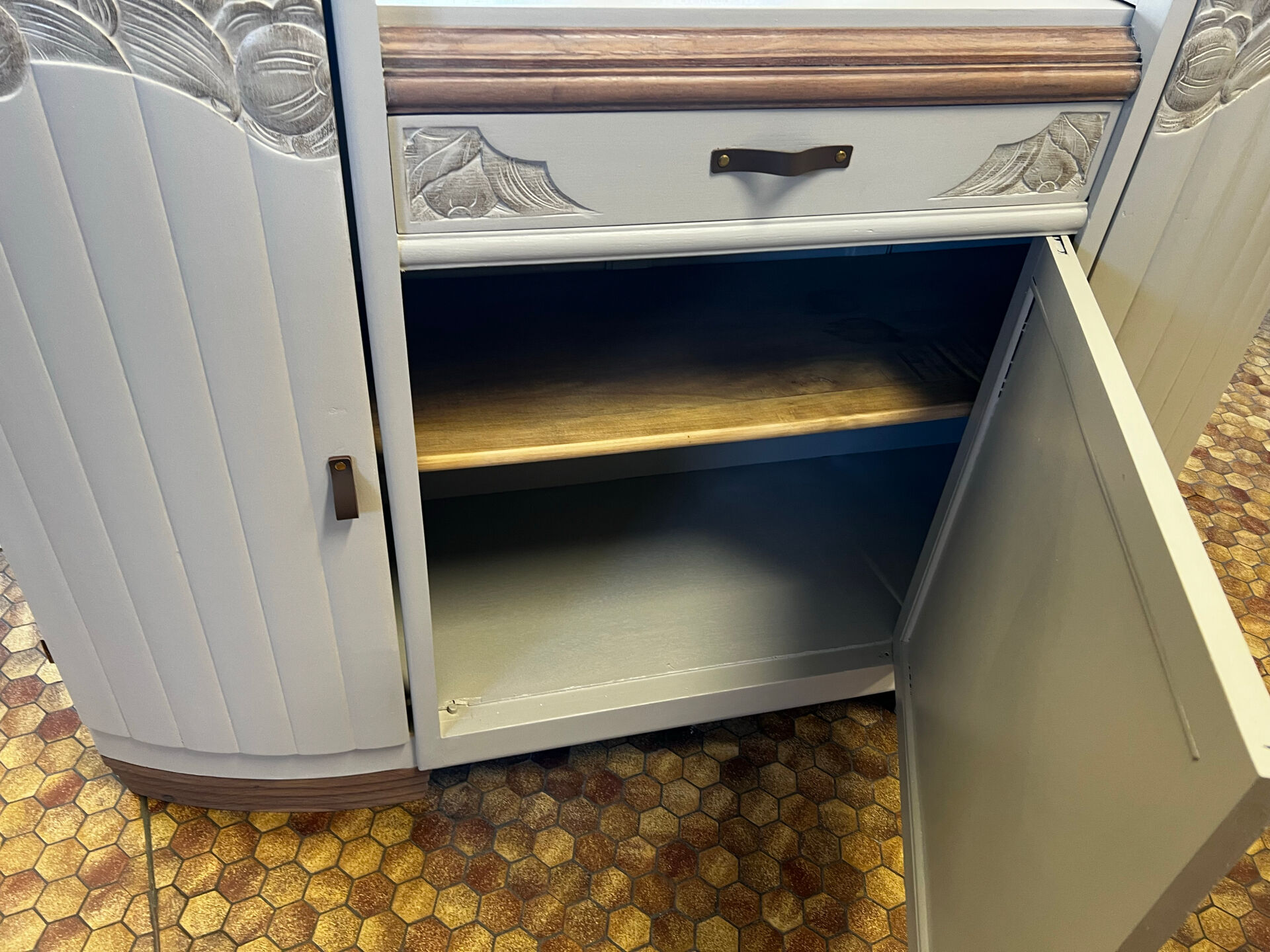 Buffet art deco