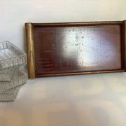 Ancien plateau bois serviteur et raviers en verre moulé