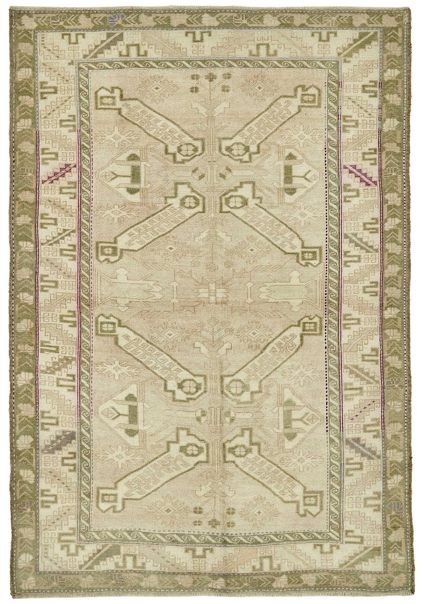 Turkish Vintage Anatolian Rug 143 cm x 203 cm