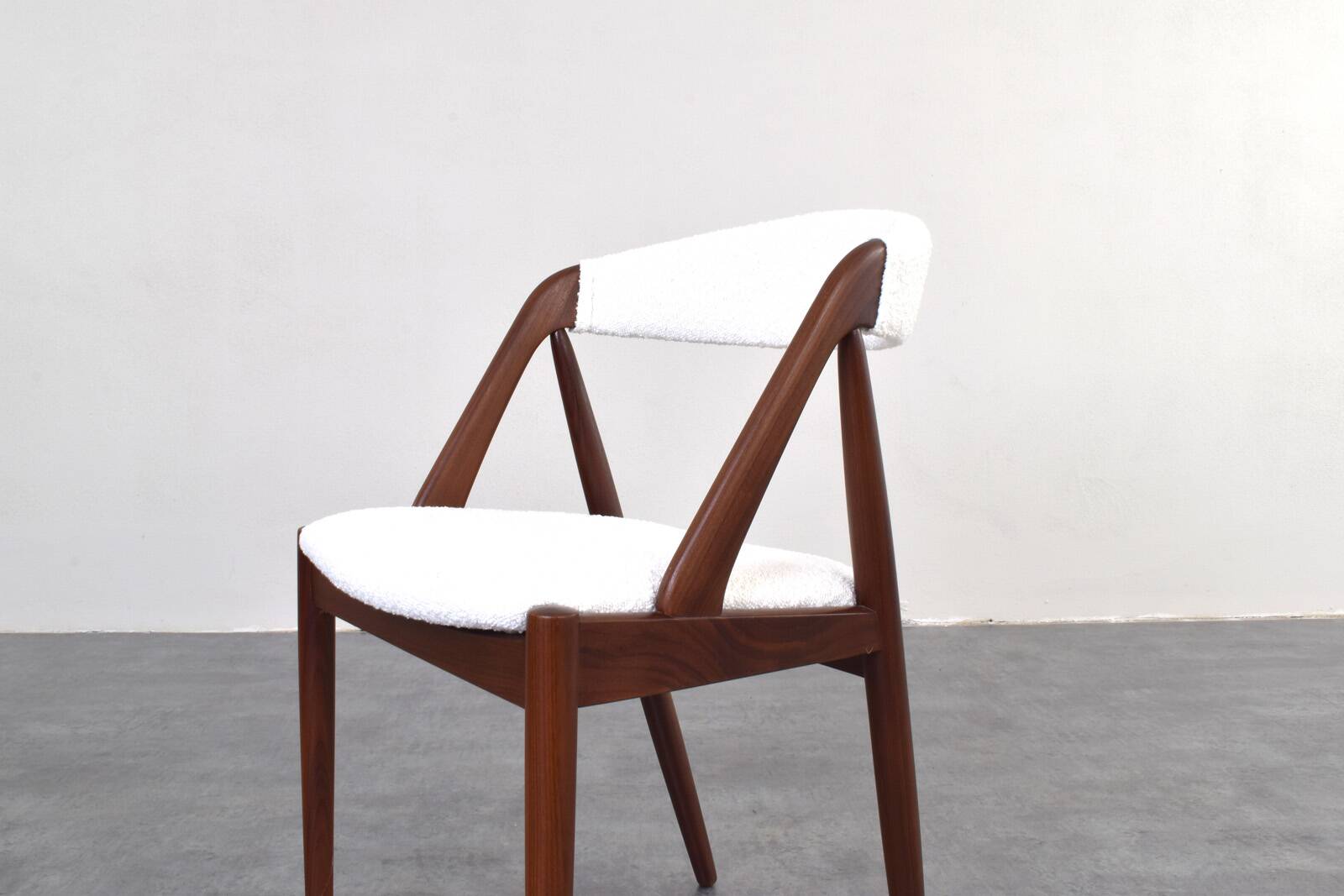 Teak & Boucle Chairs Model 31 by Kai Kristiansen for Schou Andersen, 1960s,