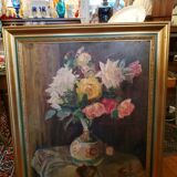 Table bouquet of flowers