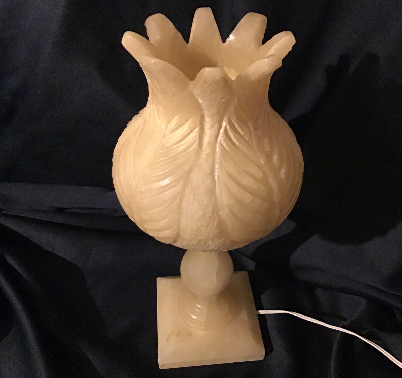 Mood lamp to pose albatre flower shape tulip art deco 60s