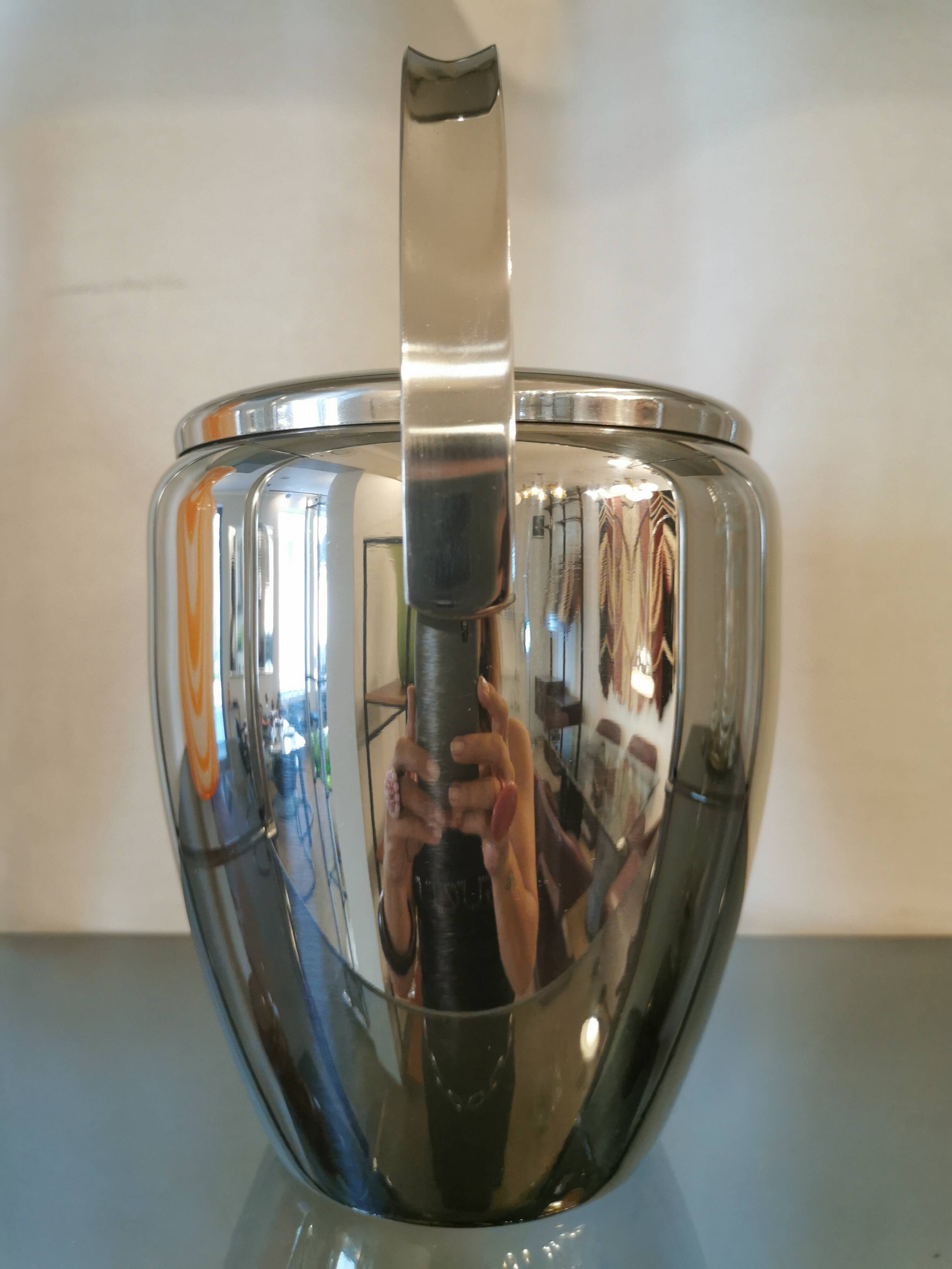 Vintage chromed metal ice bucket from the 7° years