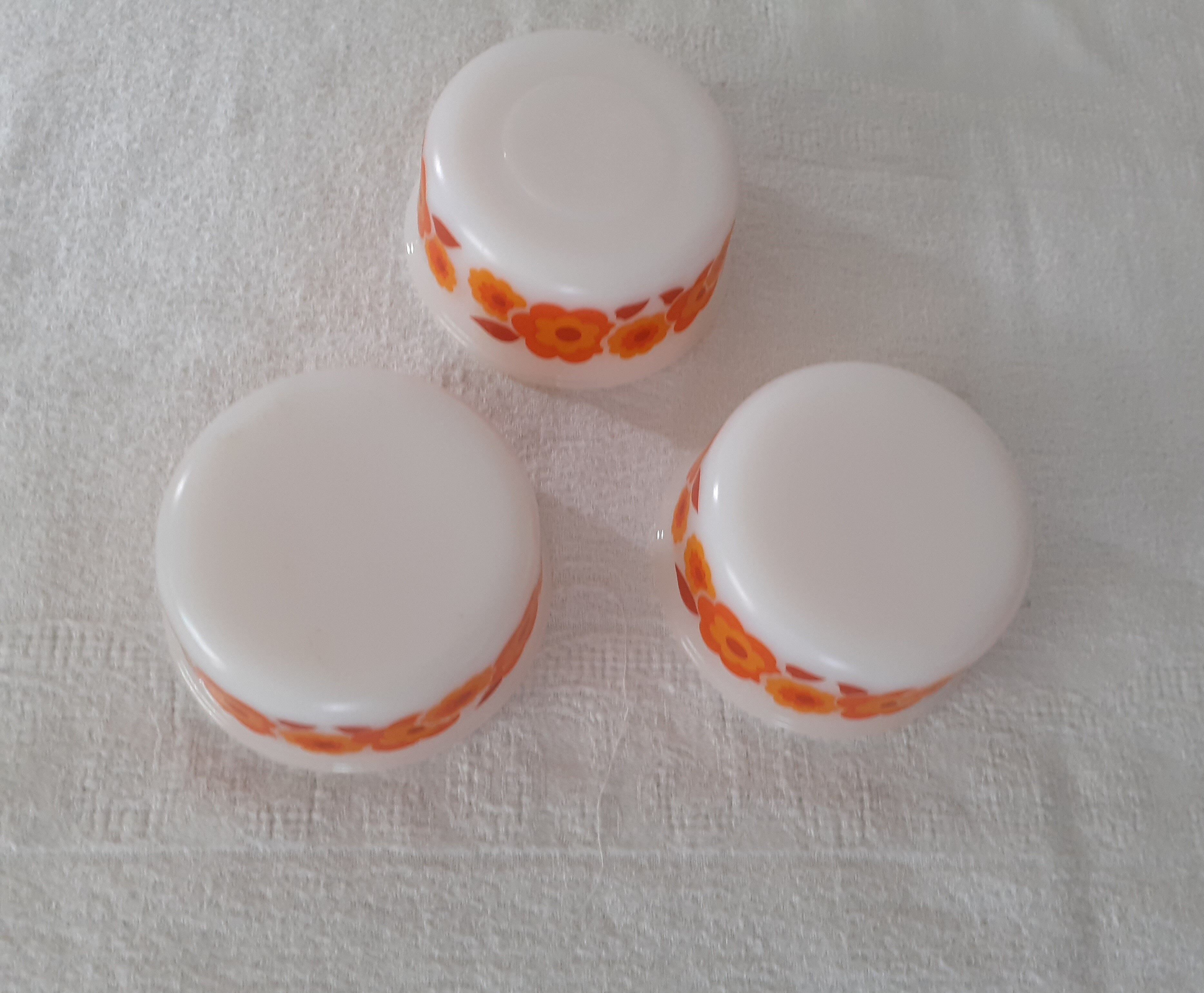 3 ramekins cups LOTUS Arcopal vintage orange flowers