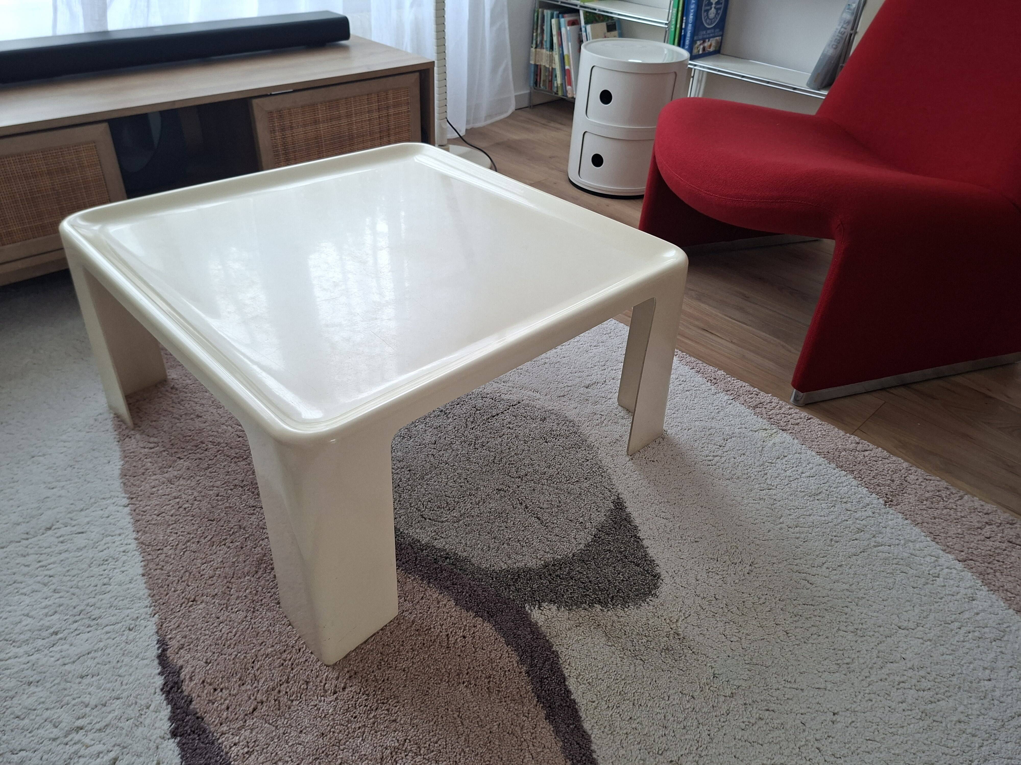 Table by Mario Bellini