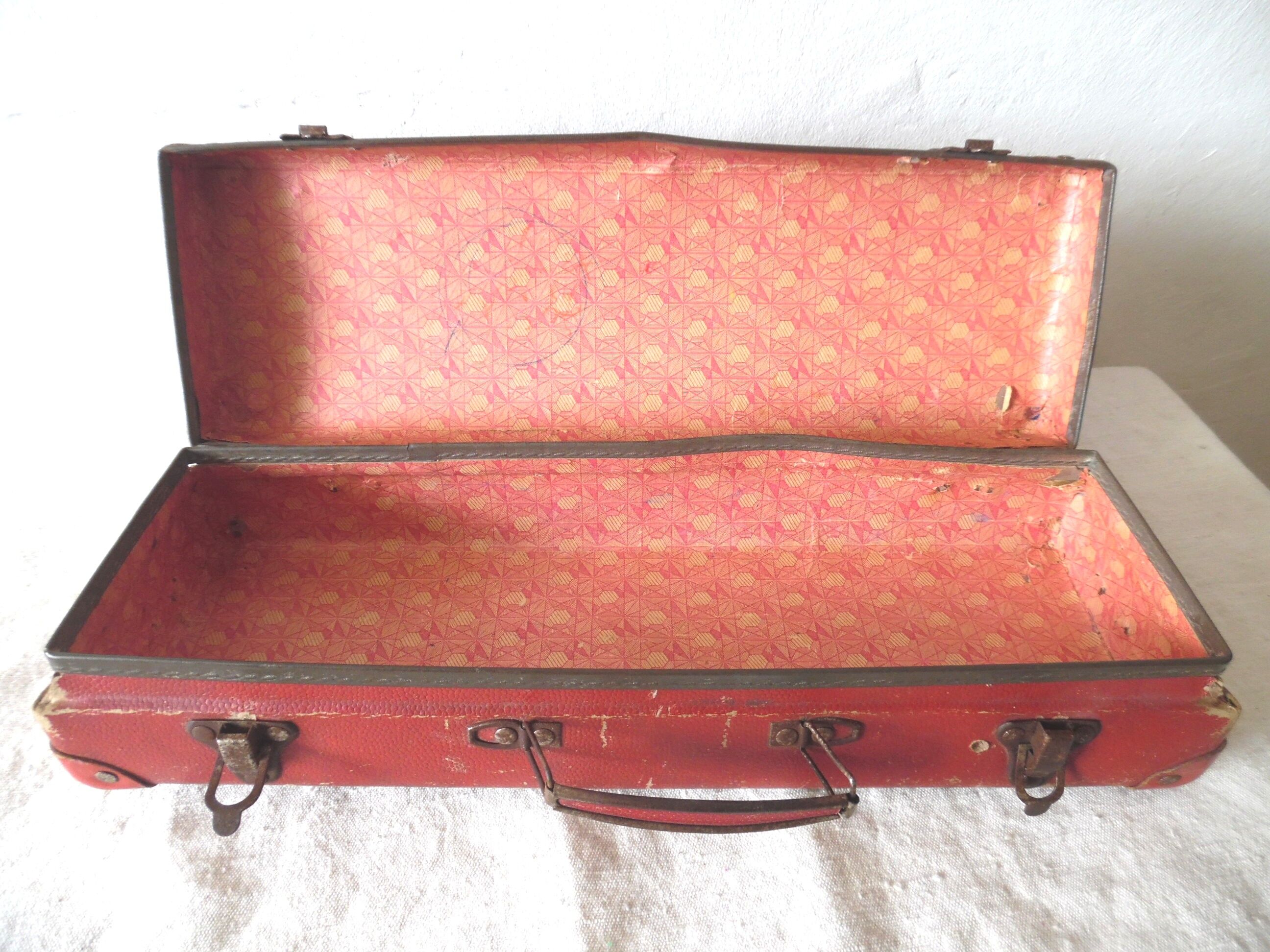 Rectangular suitcase