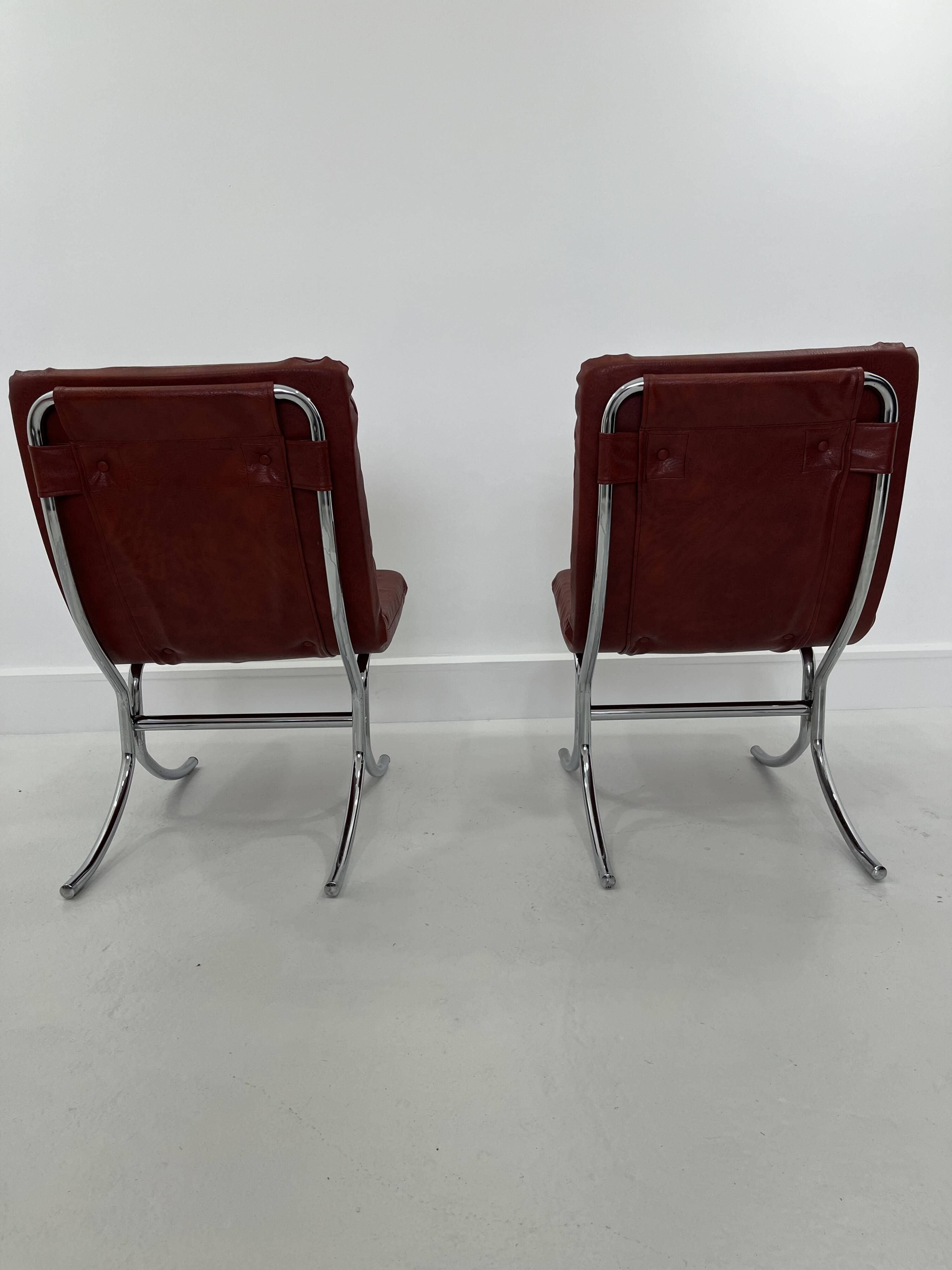 Set of Vintage Lounge Chairs in Chrome and Vinyl, 1970s