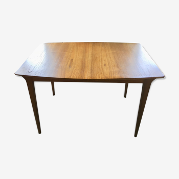 McIntosh's vintage expandable dining table