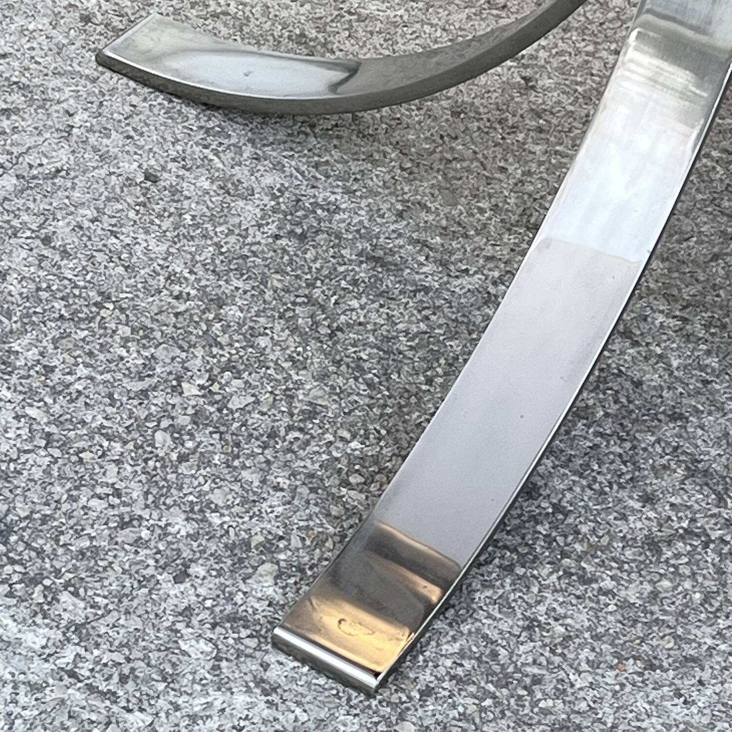 Italian design glass table from the 80s