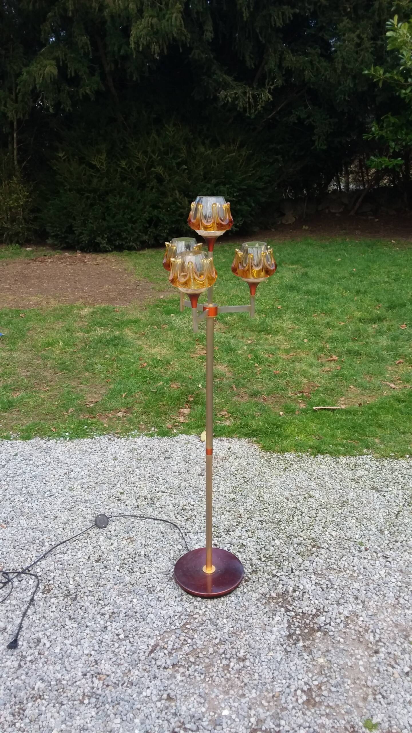 1970s design floor lamp in gold and orange chrome metal with 4 glass tulips