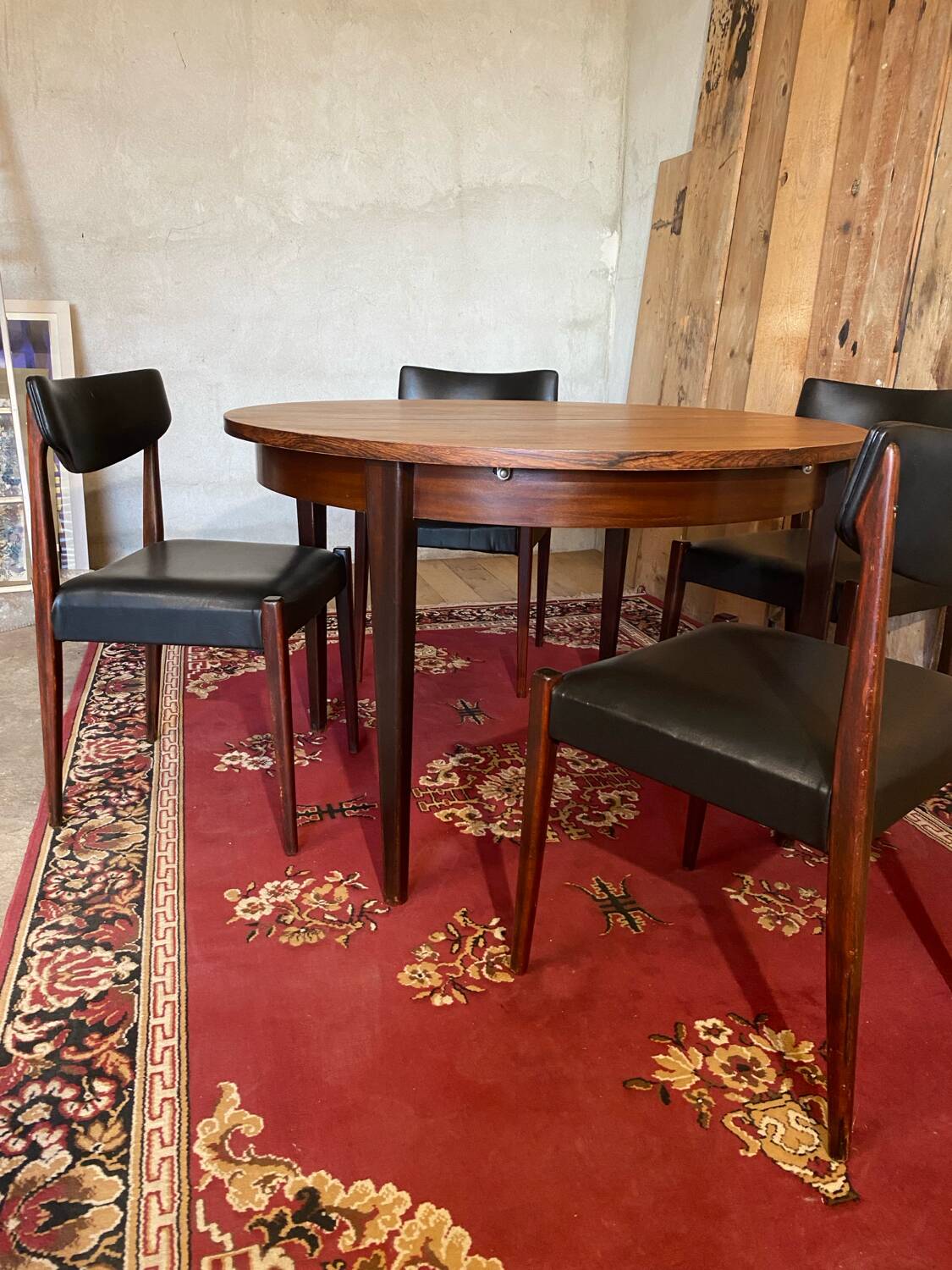Scandinavian table and chairs from the 60s/70s