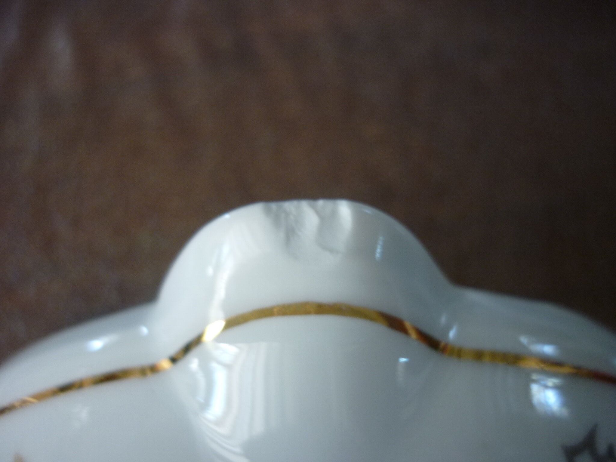 4-2021-11 Saucière porcelain Limoges Charles Ahrenfeldt