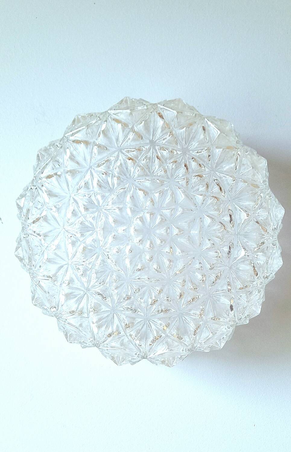 Plafonnier en verre ciselé 70s