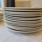 Table service in opaque porcelain with gold leaf.