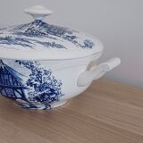 Tiled tureen Gien Wedgwood blue décor